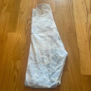 Lululemon camo leggings white